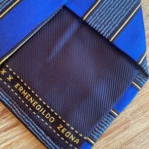 Emenegildo Zegna silk tie Italy 3.4 “ w 58” long
